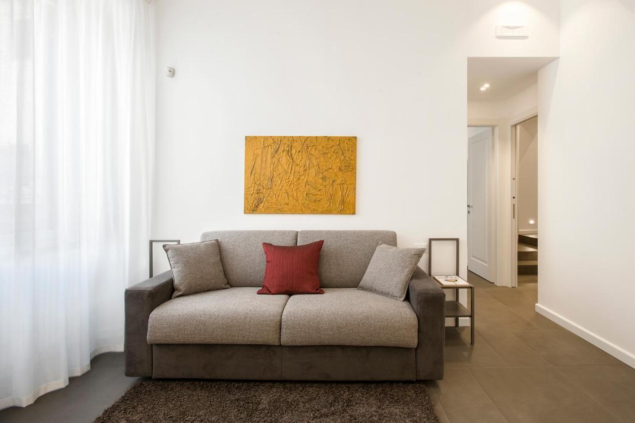 Residenza Fontanella Barberini By Spanish Steps روما المظهر الخارجي الصورة